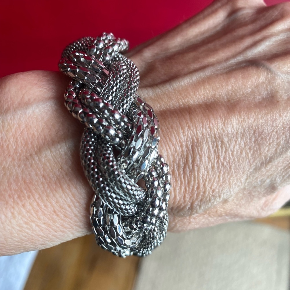 Unique Silver Braided Magnetic Bracelet up to 8 1/2 almost